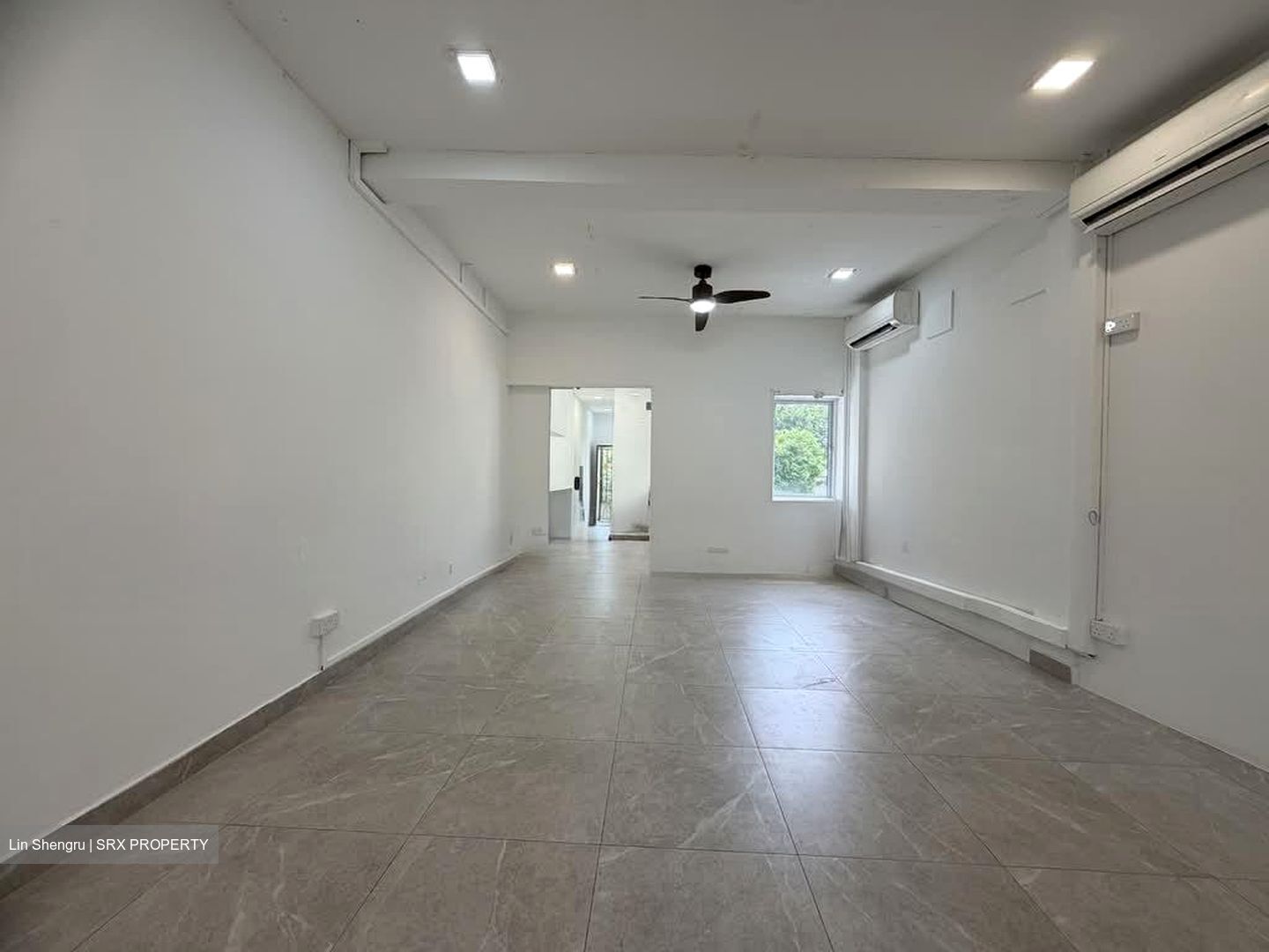 Lavender Street (D12), Office #537695131